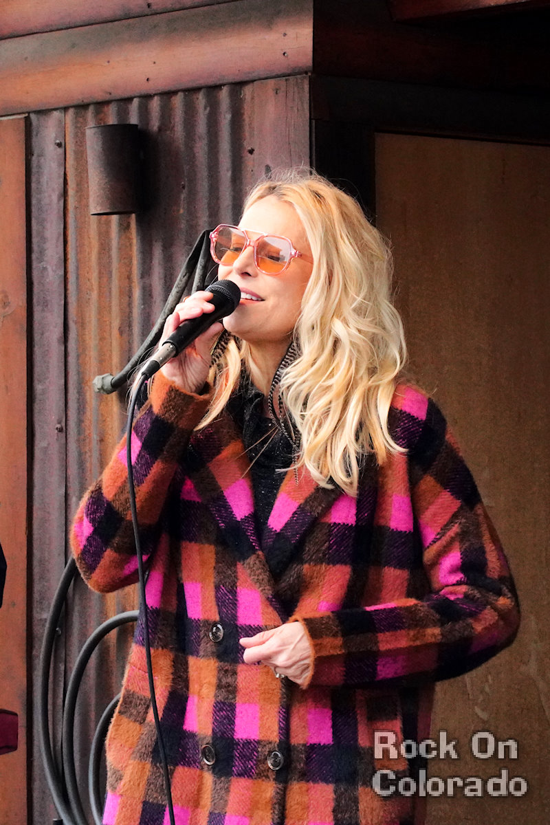 Cass Clayton band at Avos at FEMMUSIC Magazine