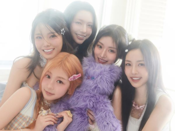 FIFTY FIFTY by Attrakt Entertainment