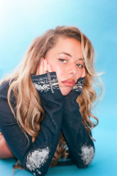 Nilüfer Yanya by Molly Daniel2
