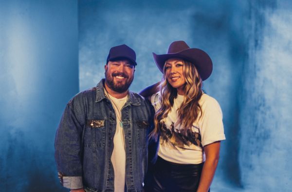 Colbie Caillat & Mitchell Tenpenny2