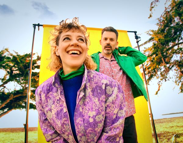 Tune-Yards by Shervin Lainez
