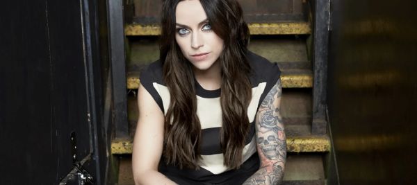 Amy Macdonald2