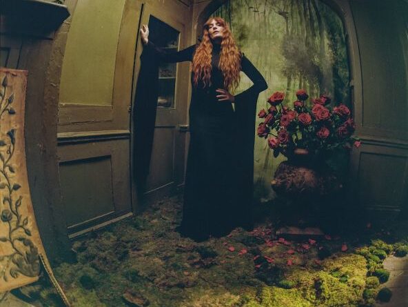 FLORENCE AUTUMN DE WILDE