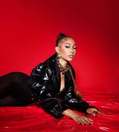 Bia by Bonnie Nichoalds2