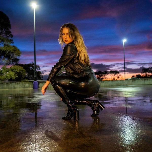 Cassidy Paris by Ian Ritter2