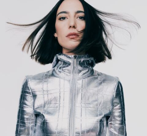 AMELIE LENS_Daniil Lavrowski