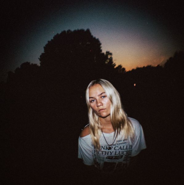 Carlie Hanson by Dylan Overhouse2