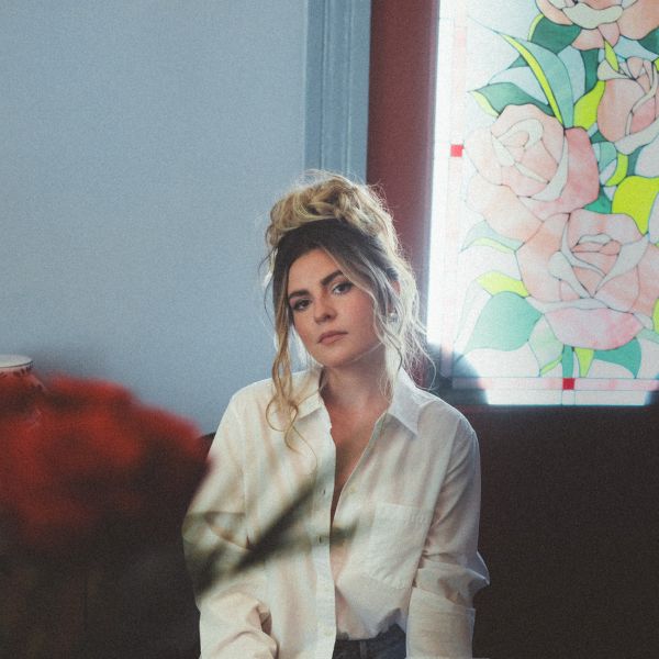 Tenille Arts by Joey Brodnax2