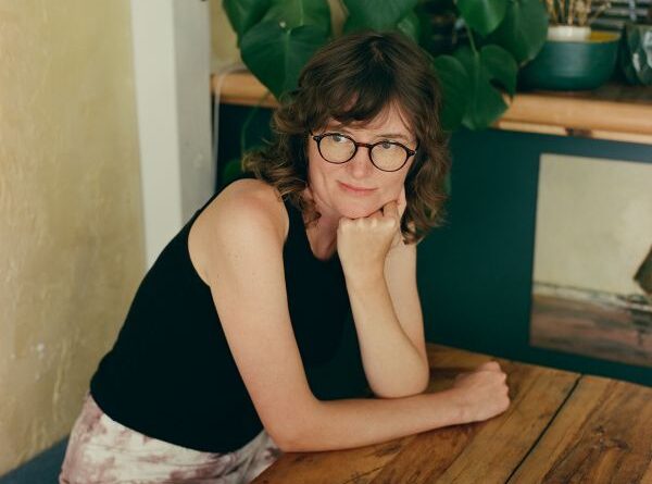 Charlotte Cornfield by Colin Medley2