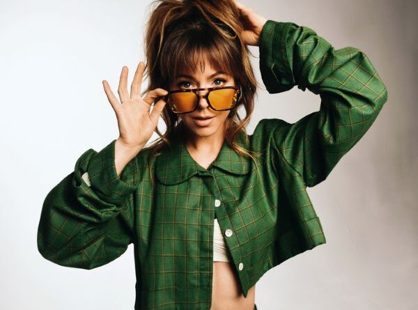 Lindsey Stirling by Shervin Lainez2