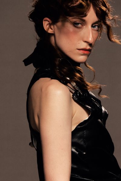 Mariah Manser by Kaio Cesar