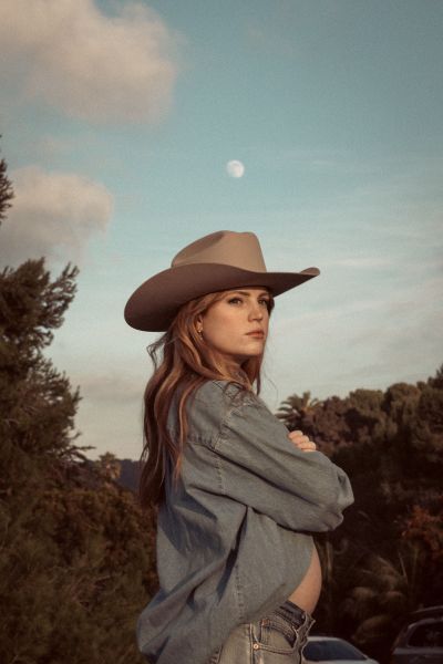 Sydney Quiseng by Connor Truax