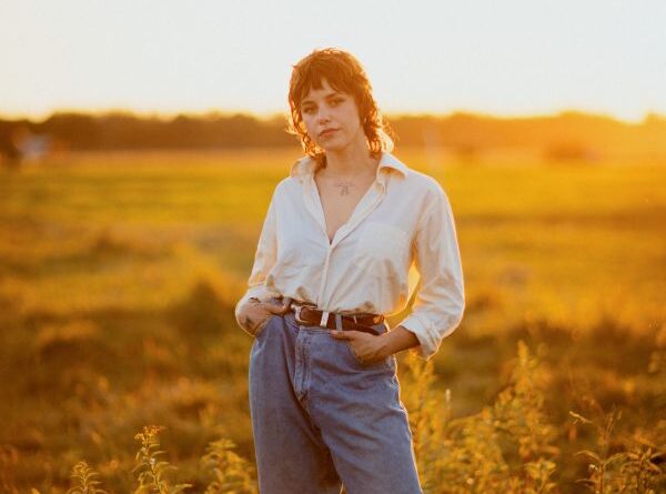 Cat Clyde by Julio Assis