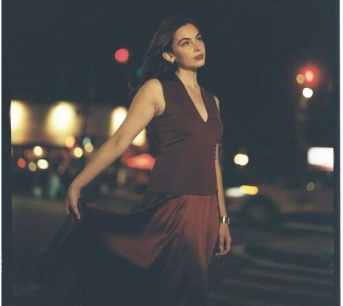 Stella Cole by Sissi Lu2