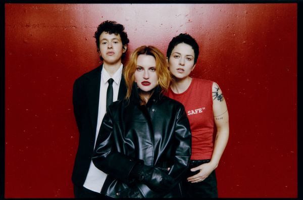 MUNA by Dean Bradshaw