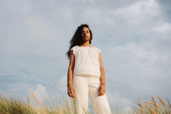 Navina by Lincoln Pictures