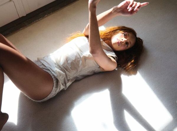 Ravyn Lenae by Cairo Dipika2