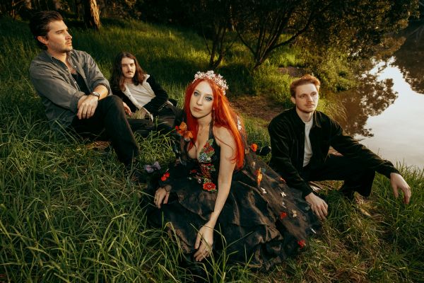 Joan & The Giants