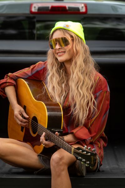 Elizabeth Cook by Stephen Dillon