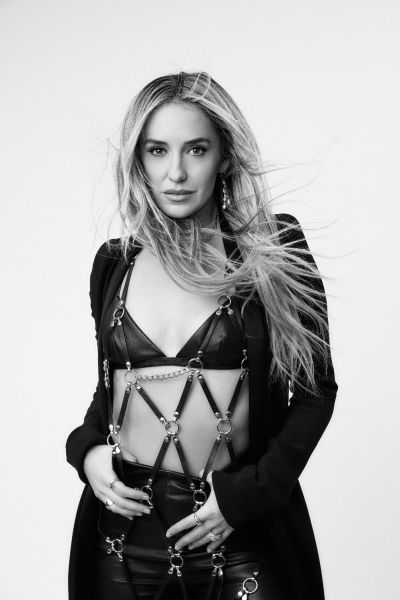 Lainey Wilson by Matthew Paskert2
