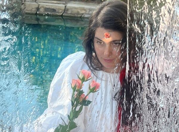 Sari Lightman by Romy Lightman & Cub2