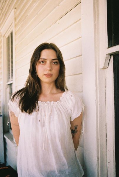 Lizzy McAlpine by Randi Cass2