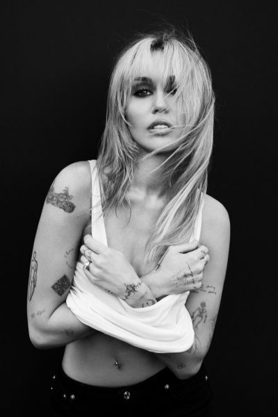 Miley by MERT ALAS
